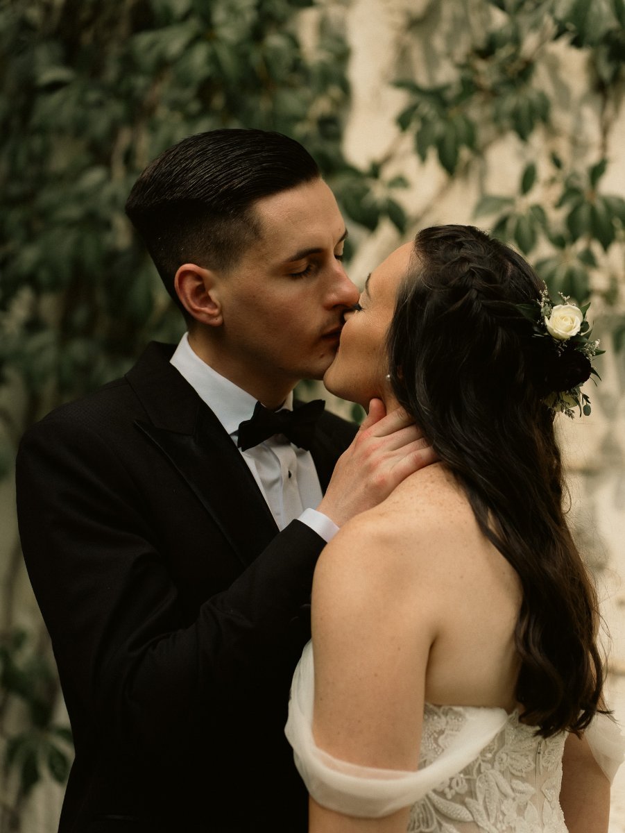 Wedding photography Winnipeg: St. Boniface Cathedral